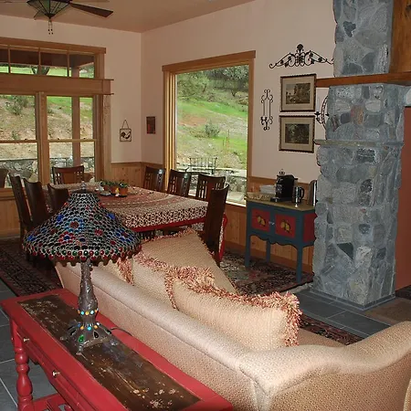 Sierra Trails Inn-2